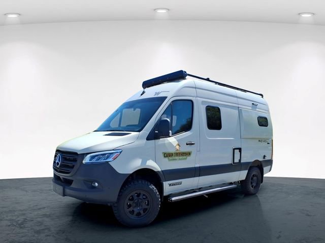 Used 2022 Mercedes-Benz Sprinter 144 Cargo image 2