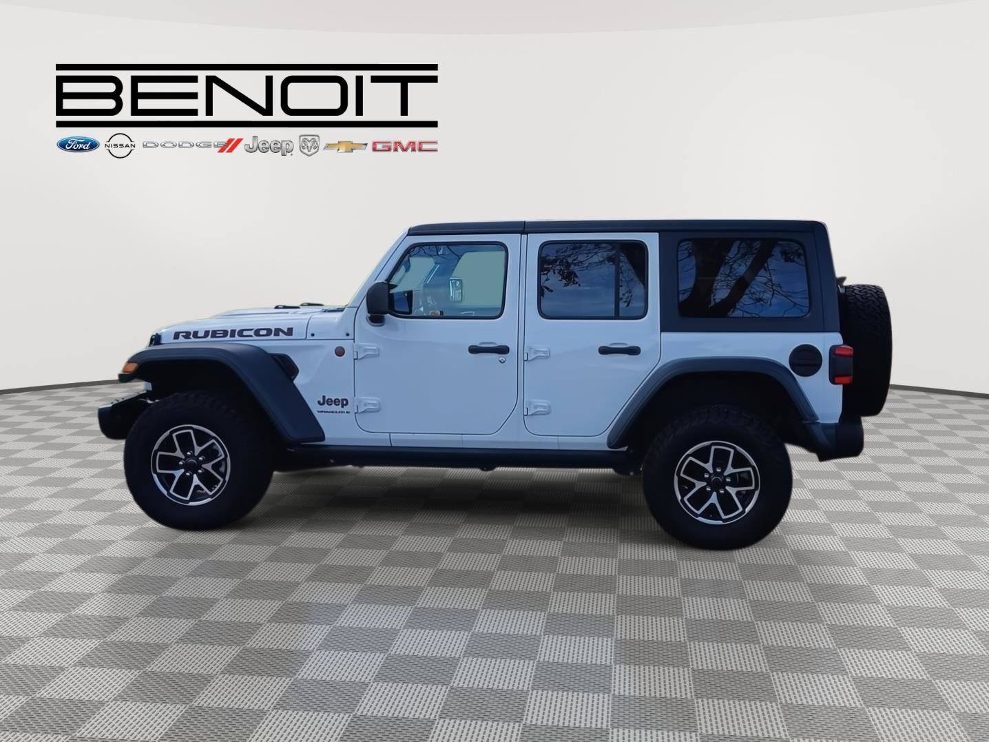 Used 2024 Jeep Wrangler Rubicon w/ Capability Package image 8