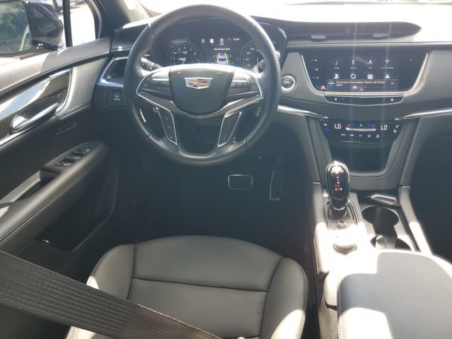 Certified 2023 Cadillac XT5 Sportv w/ Technology Package AWD/4WD image 17