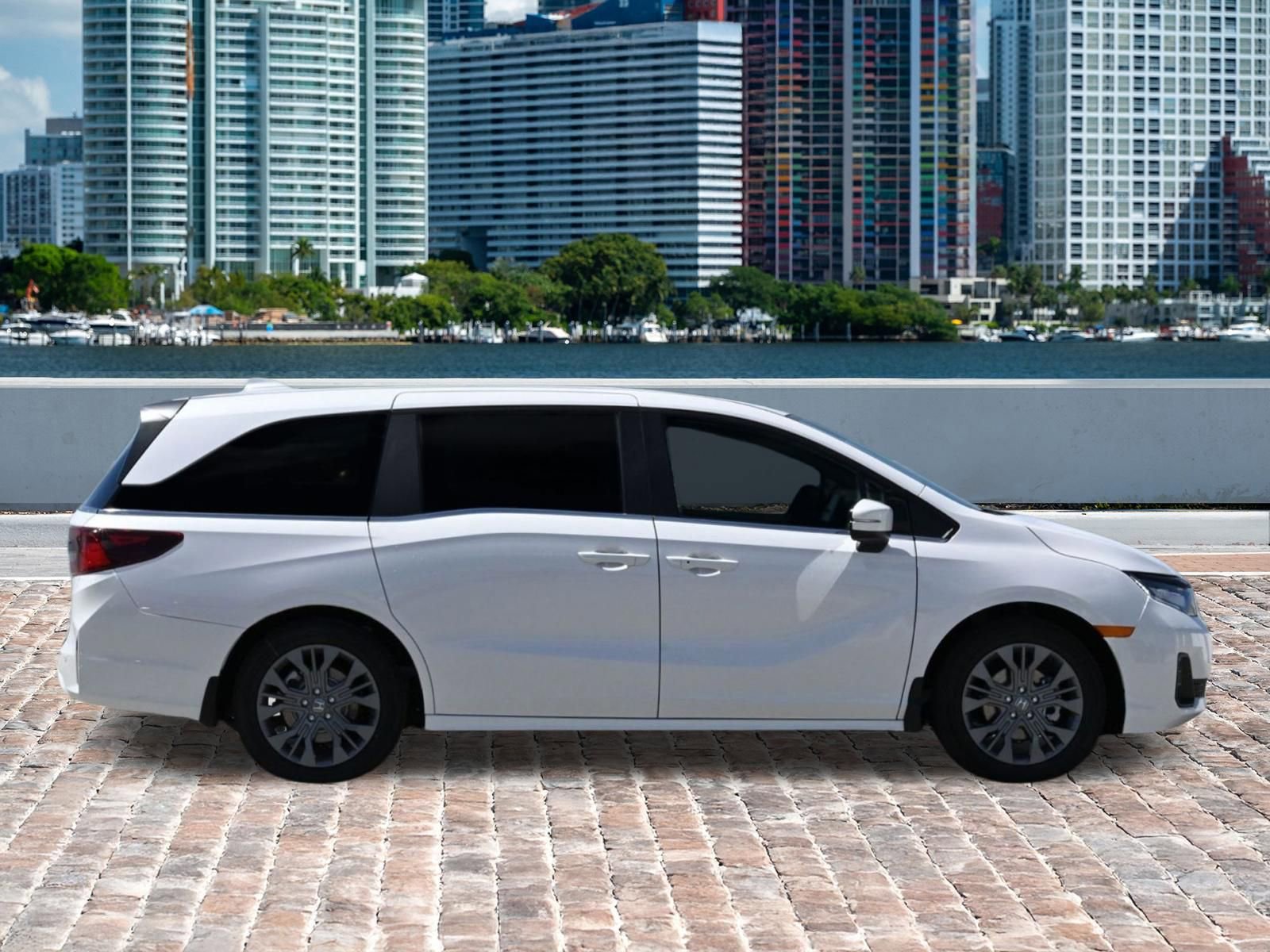 New 2025 Honda Odyssey Touring image 8