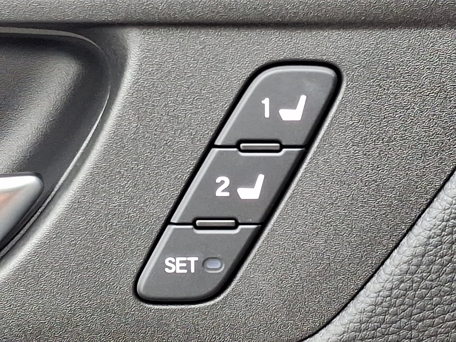 Used 2025 Honda CR-V Sport-L image 28