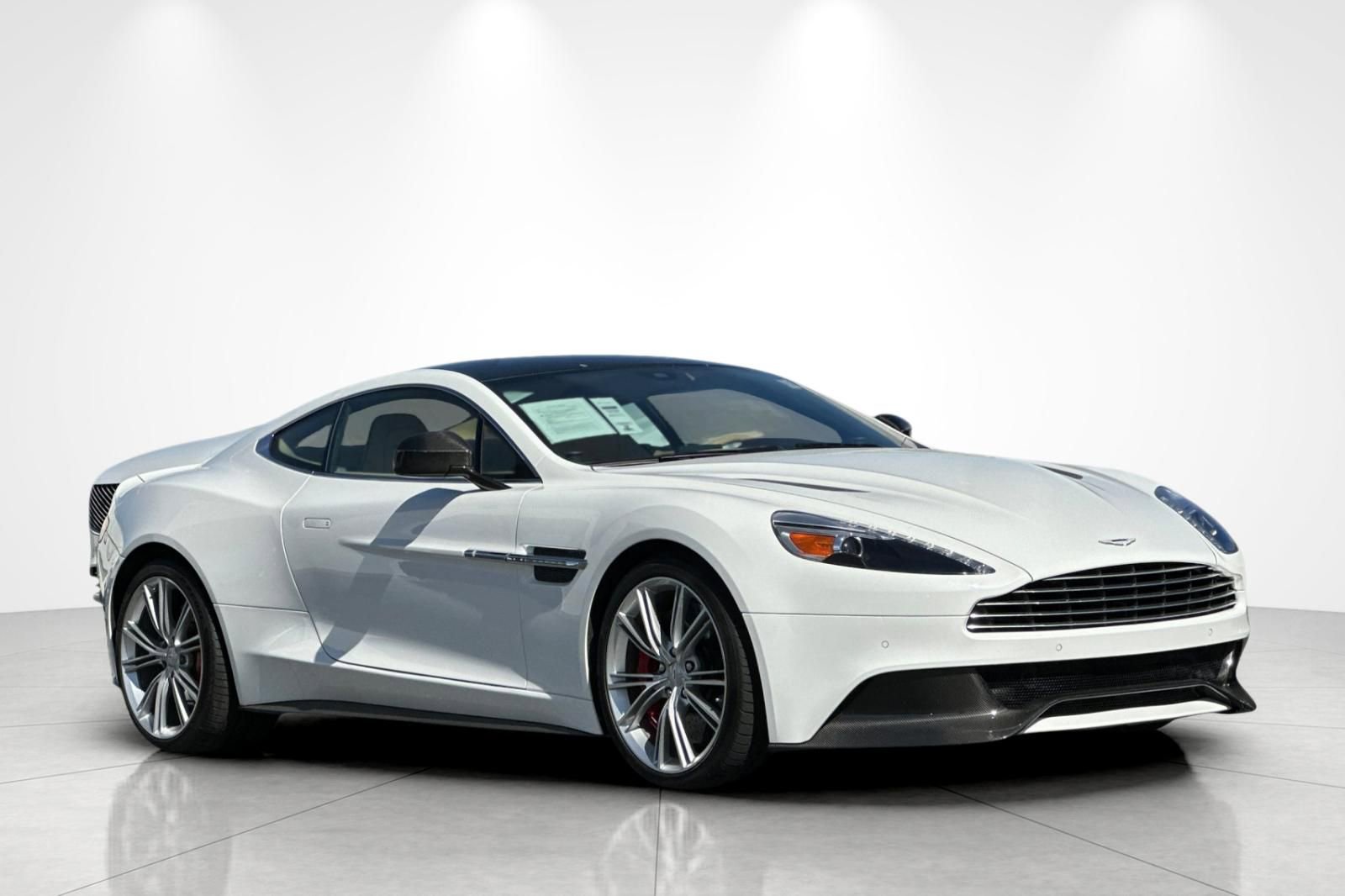 Used 2014 Aston Martin Vanquish Coupe image 8