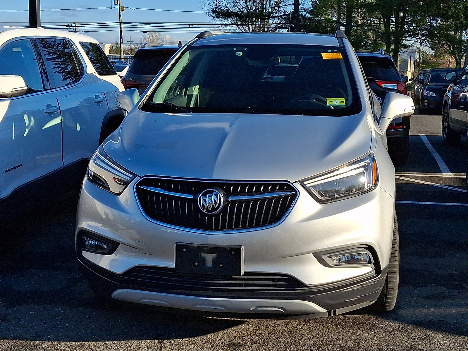 Used 2019 Buick Encore Essence image 4