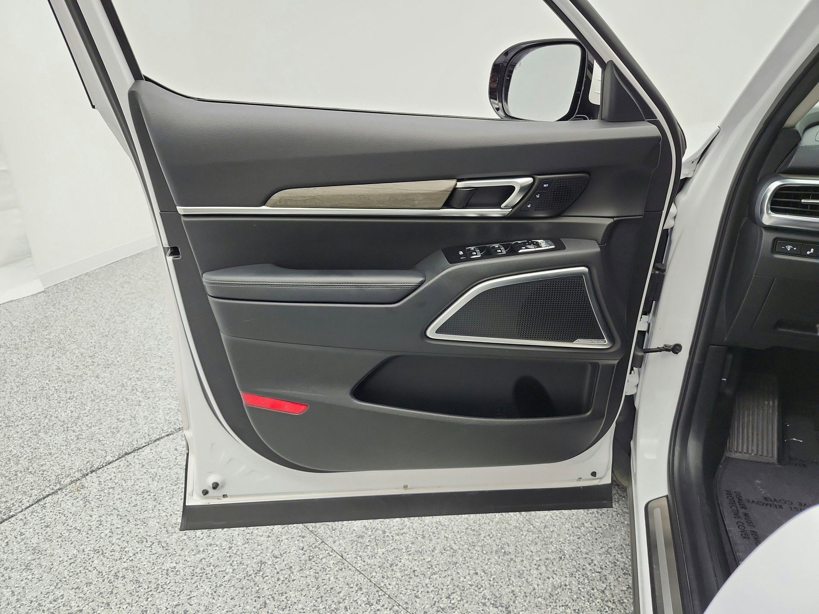 Used 2022 Kia Telluride SX w/ Towing Package image 14