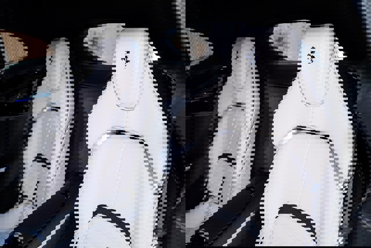 Used 2024 Ferrari Purosangue image 17