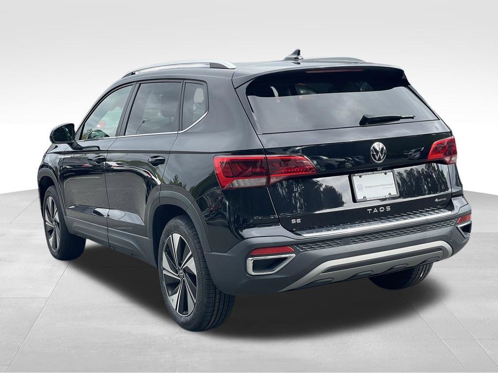Used 2024 Volkswagen Taos SE AWD/4WD image 5