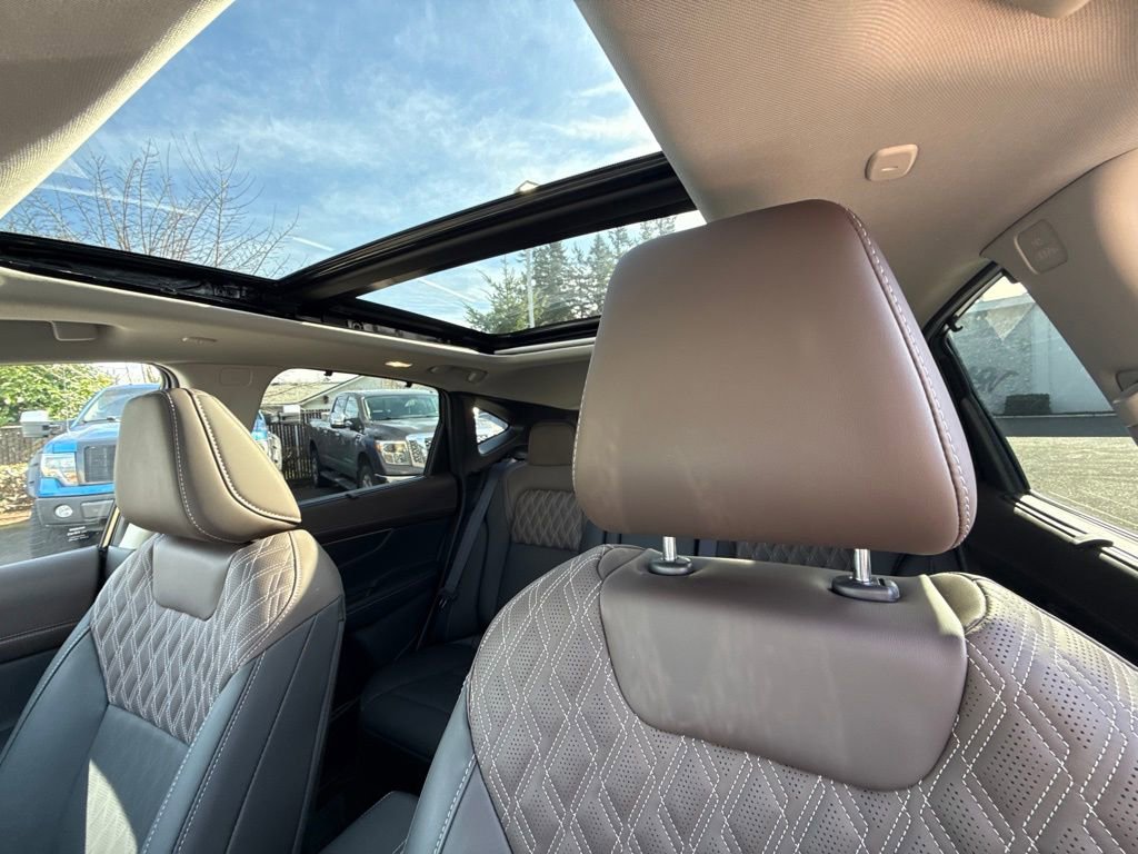 New 2025 Nissan Murano Platinum image 17