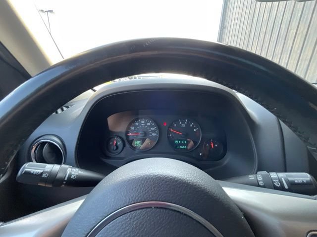 Used 2012 Jeep Patriot Latitude w/ Sun/Sound Group FWD image 29