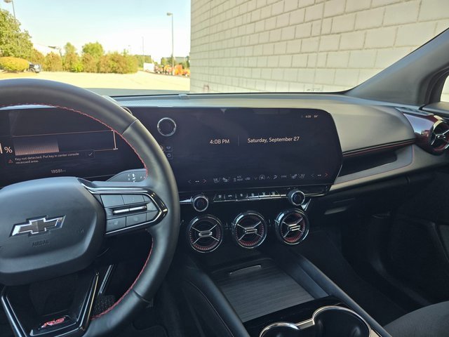 Used 2024 Chevrolet Blazer EV RS image 25