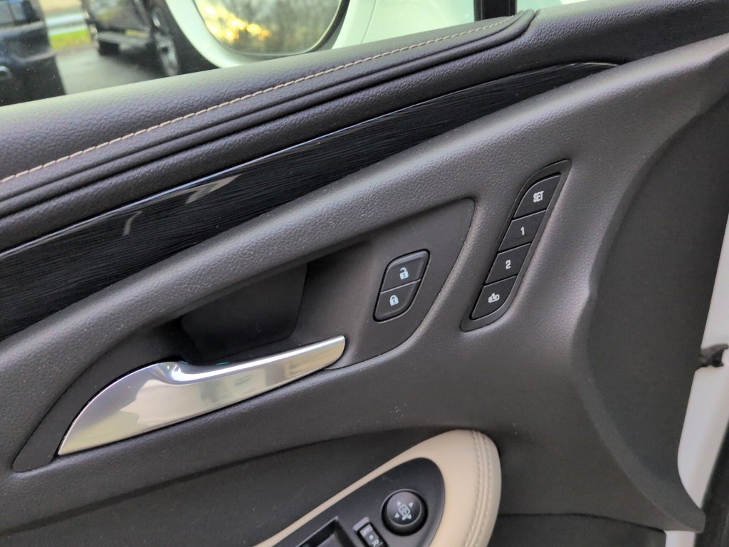 Used 2017 Buick Envision Premium image 26