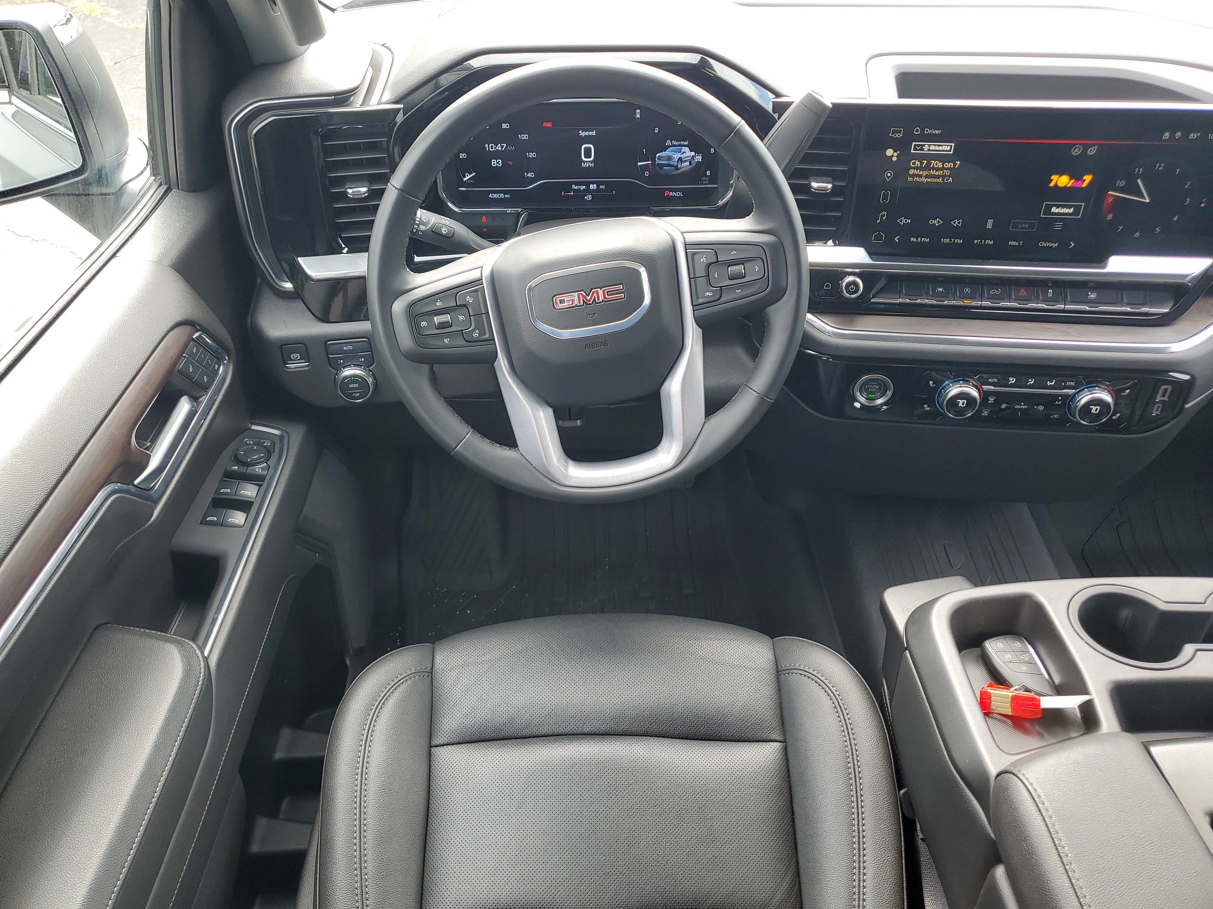 Used 2024 GMC Sierra 1500 SLT image 16