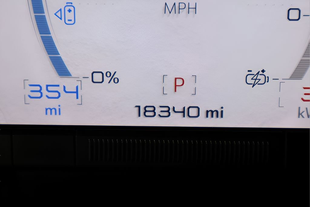 Used 2024 GMC Hummer EV 3X w/ LPO, Illumination Package AWD/4WD image 23