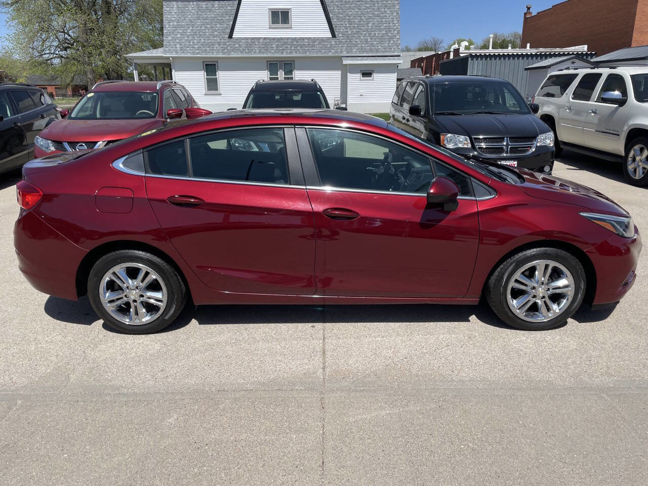 Used 2016 Chevrolet Cruze LT FWD image 7