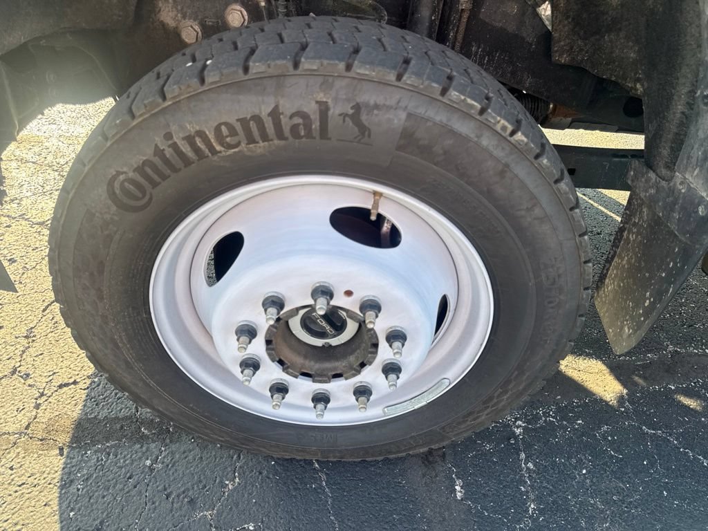 Used 2024 Ford F550 4x4 SuperCab Super Duty image 42