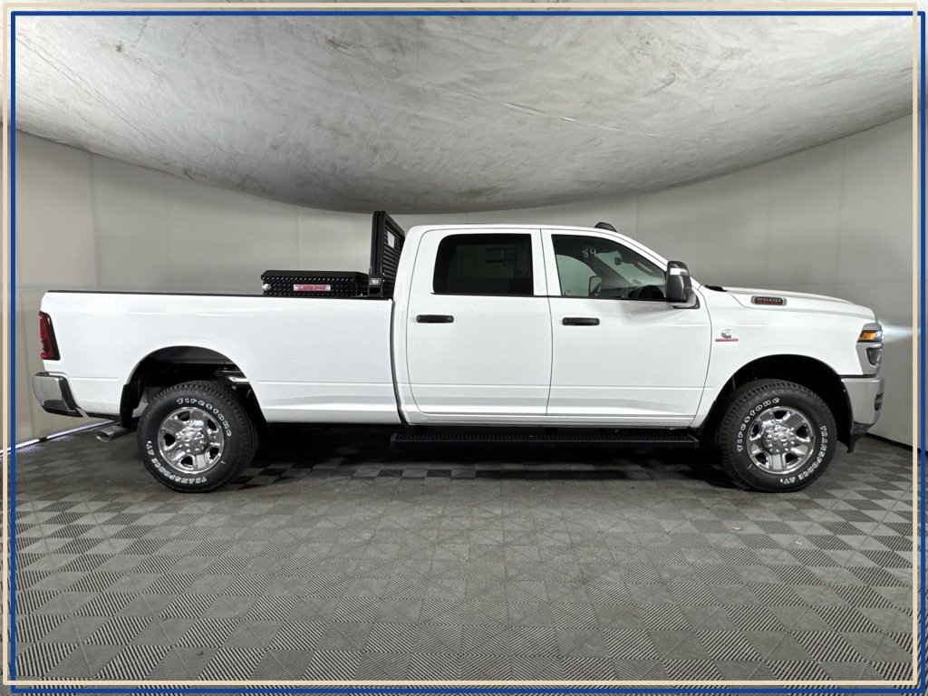 New 2026 RAM 2500 Tradesman AWD/4WD image 6