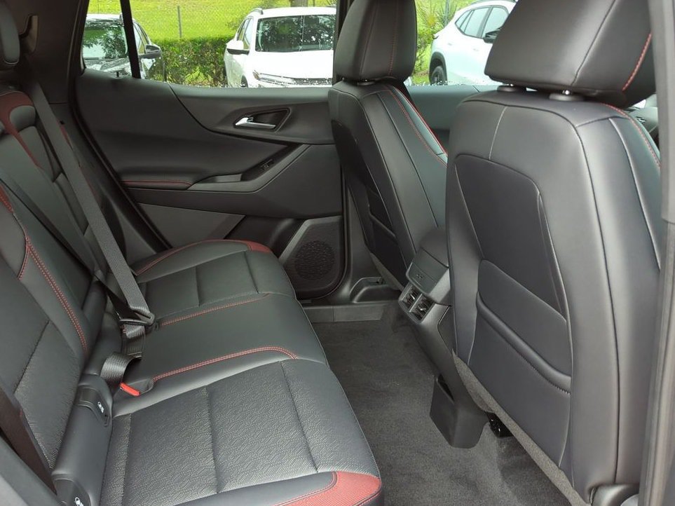 New 2027 Chevrolet Equinox RS FWD image 23