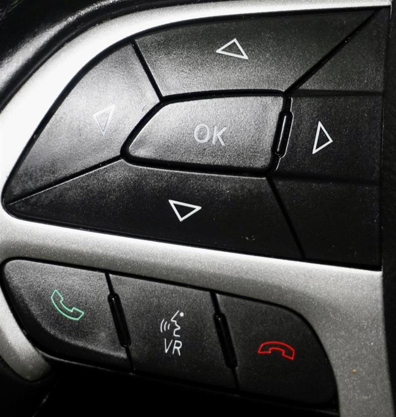 Used 2015 Dodge Challenger SXT Plus w/ Premium Sound Group image 30