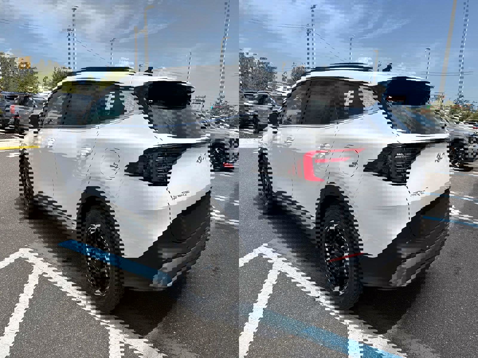 New 2026 Kia Sportage EX image 5