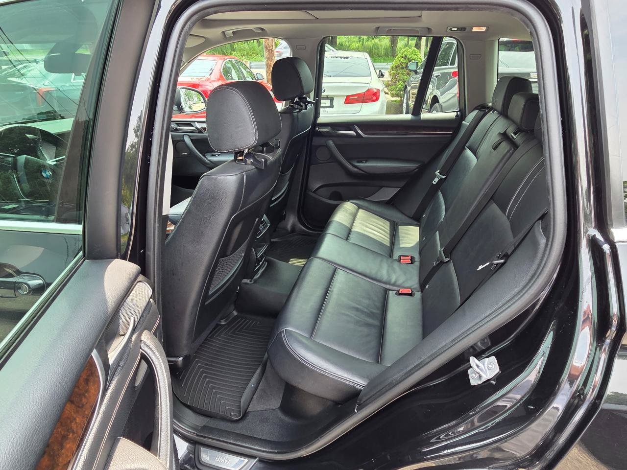 Used 2015 BMW X3 xDrive28i w/ Premium Package AWD/4WD image 18