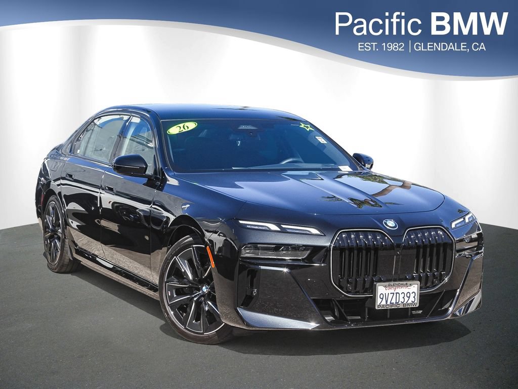 Used 2026 BMW 750e xDrive w/ Premium Package AWD/4WD image 1