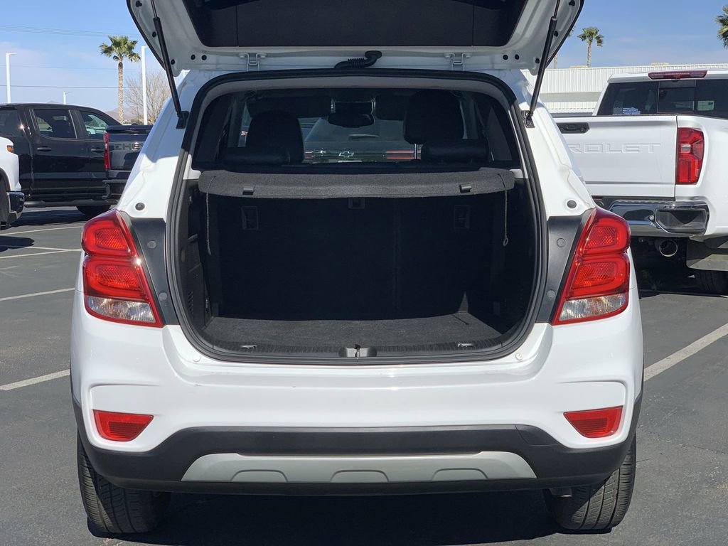 Certified 2022 Chevrolet Trax LT w/ LT Convenience Package image 24