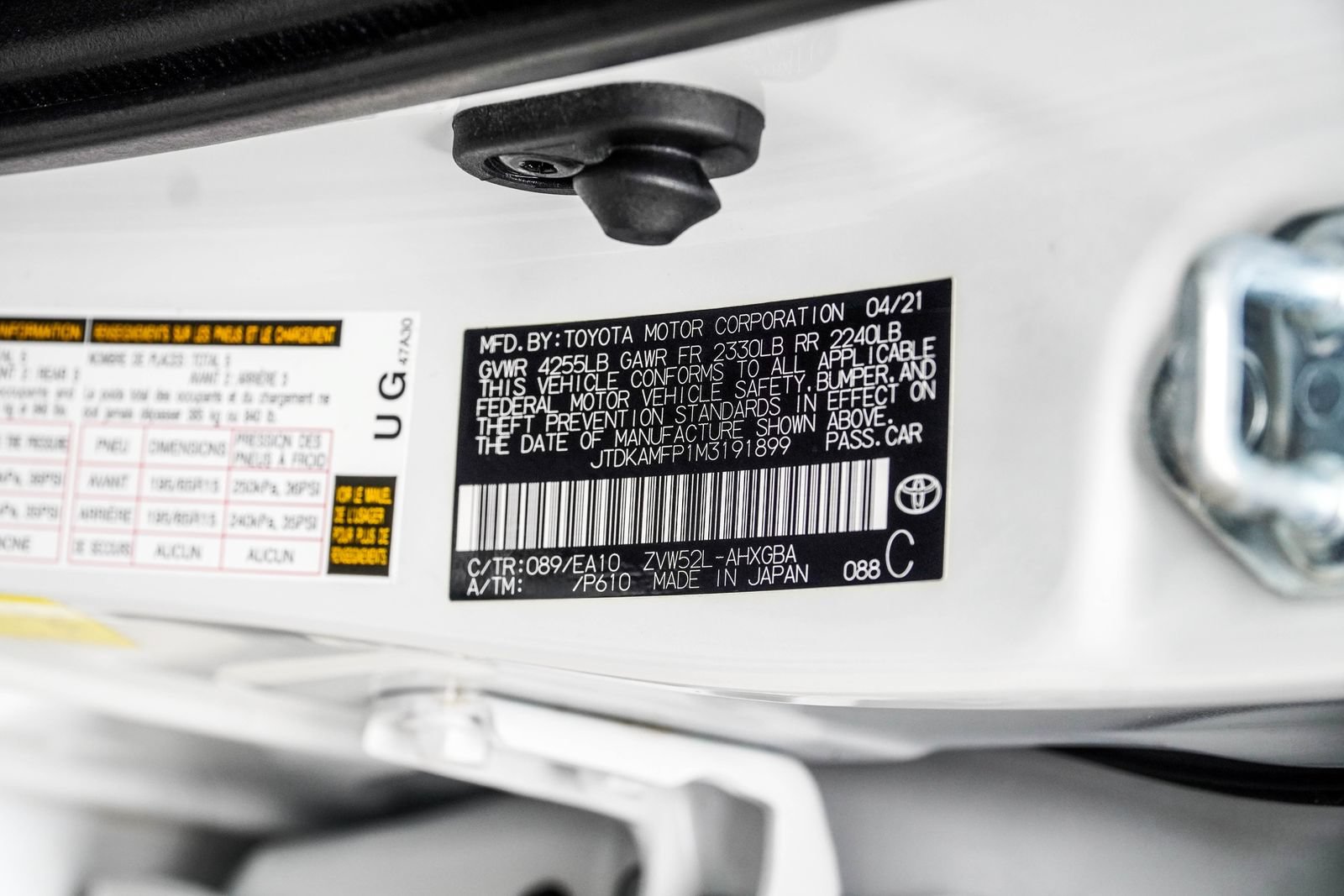 Used 2021 Toyota Prius Prime XLE FWD image 40