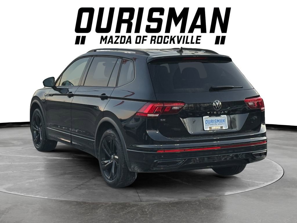 Used 2024 Volkswagen Tiguan SE R-Line image 4