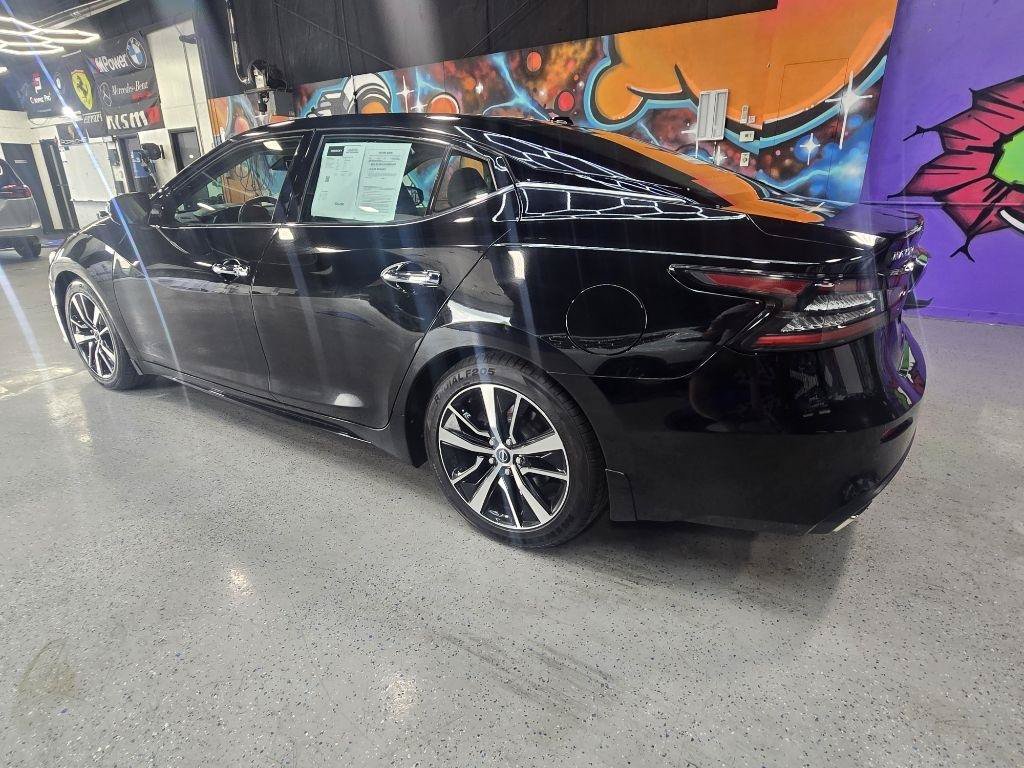 Used 2023 Nissan Maxima SL FWD image 3