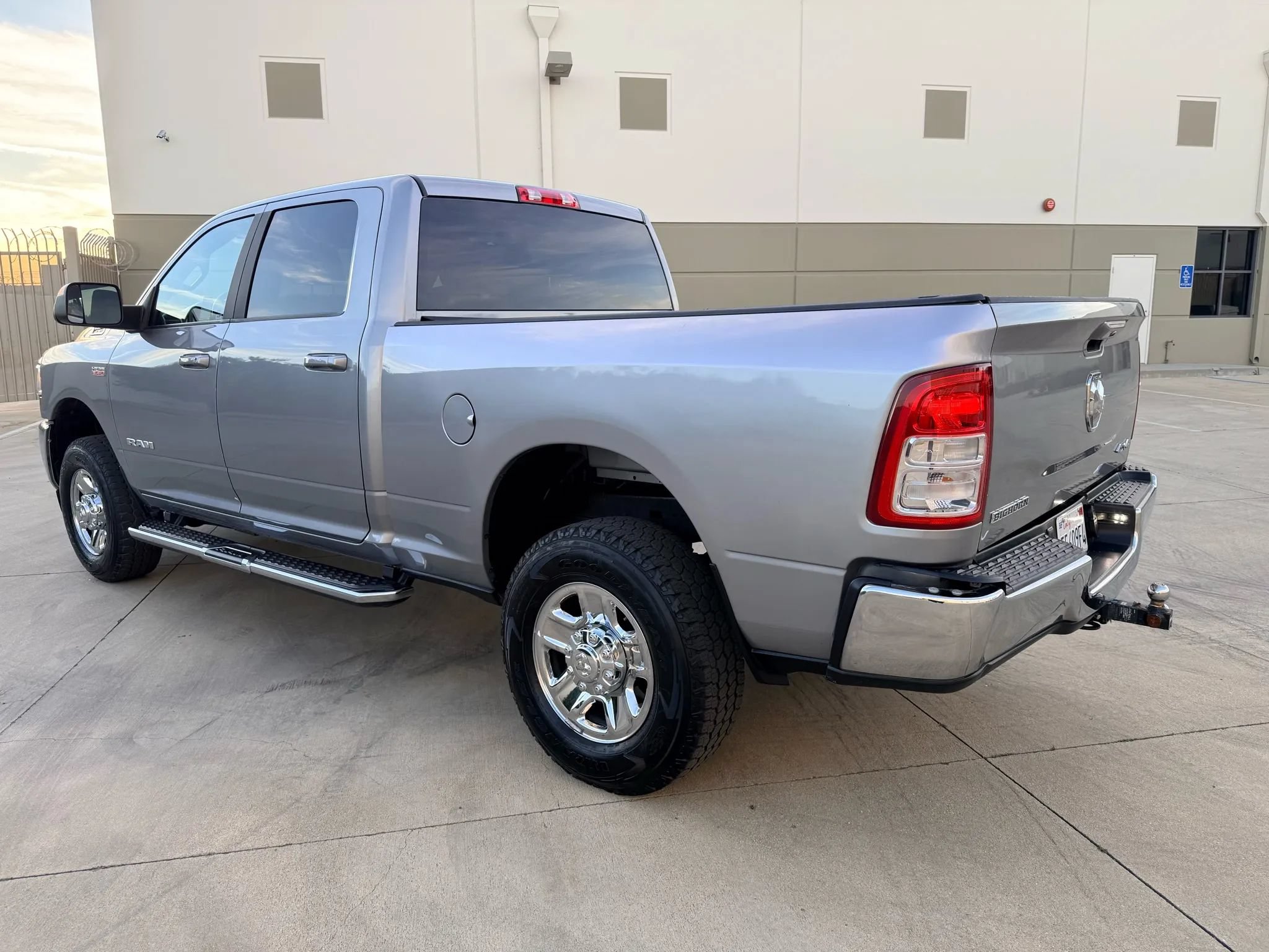 Used 2022 RAM 2500 Big Horn AWD/4WD image 9