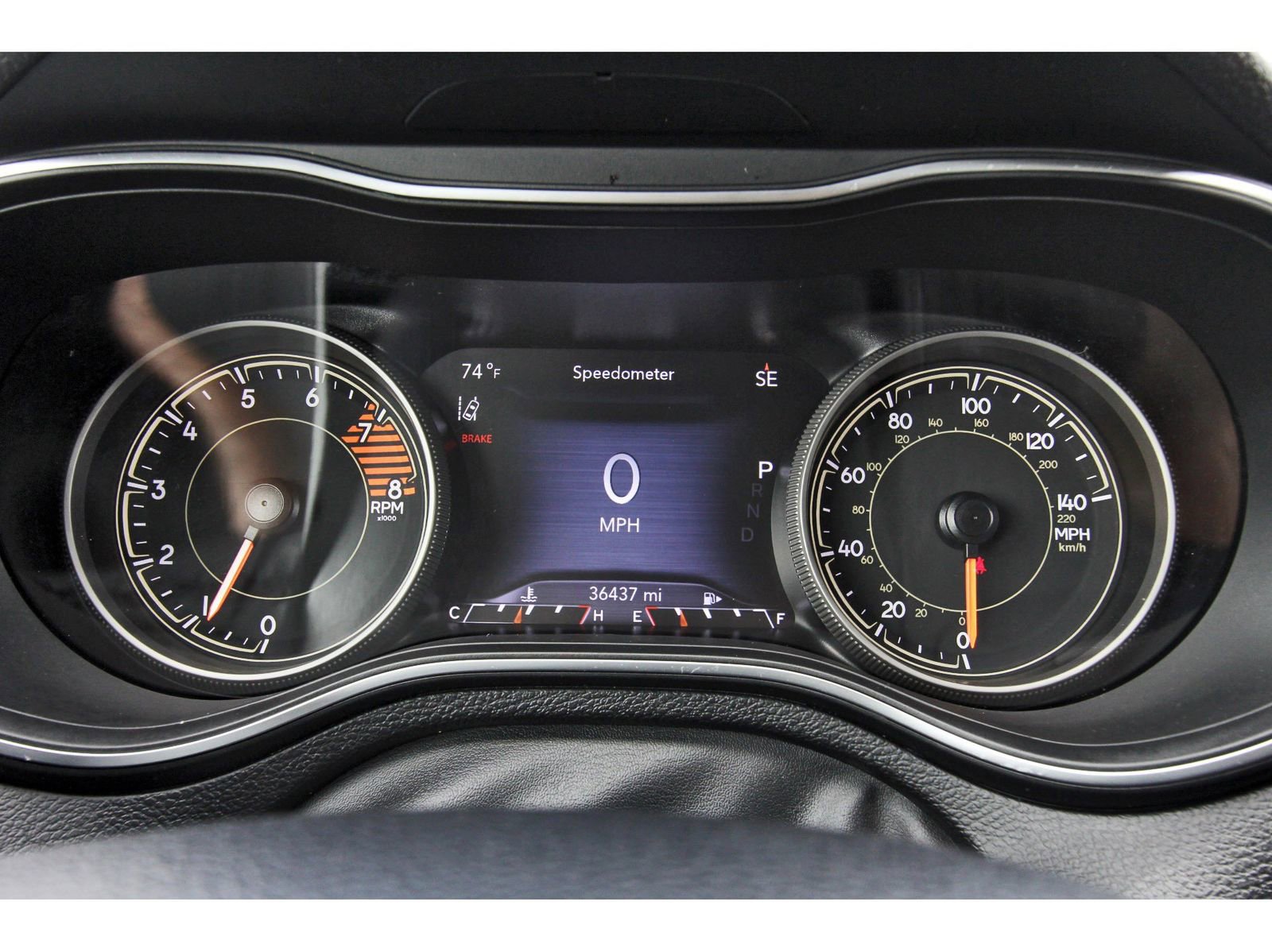 Used 2022 Jeep Cherokee Latitude Lux w/ Sun & Sound Group image 16