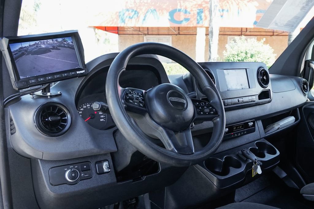 Used 2019 Freightliner Sprinter 3500 image 29