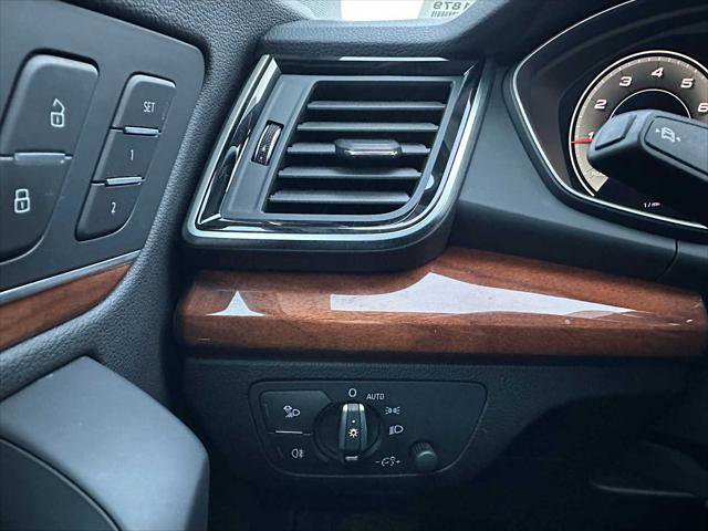 Used 2021 Audi Q5 2.0T Premium Plus w/ Premium Plus Package image 32