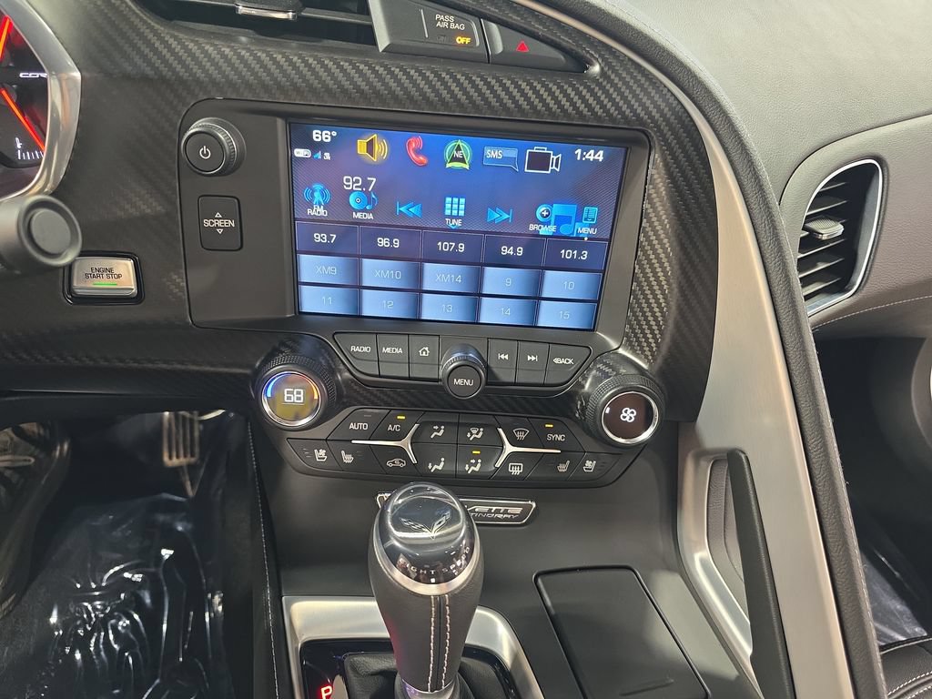 Used 2019 Chevrolet Corvette Stingray Convertible w/ 2LT Preferred Equipment Group RWD image 18