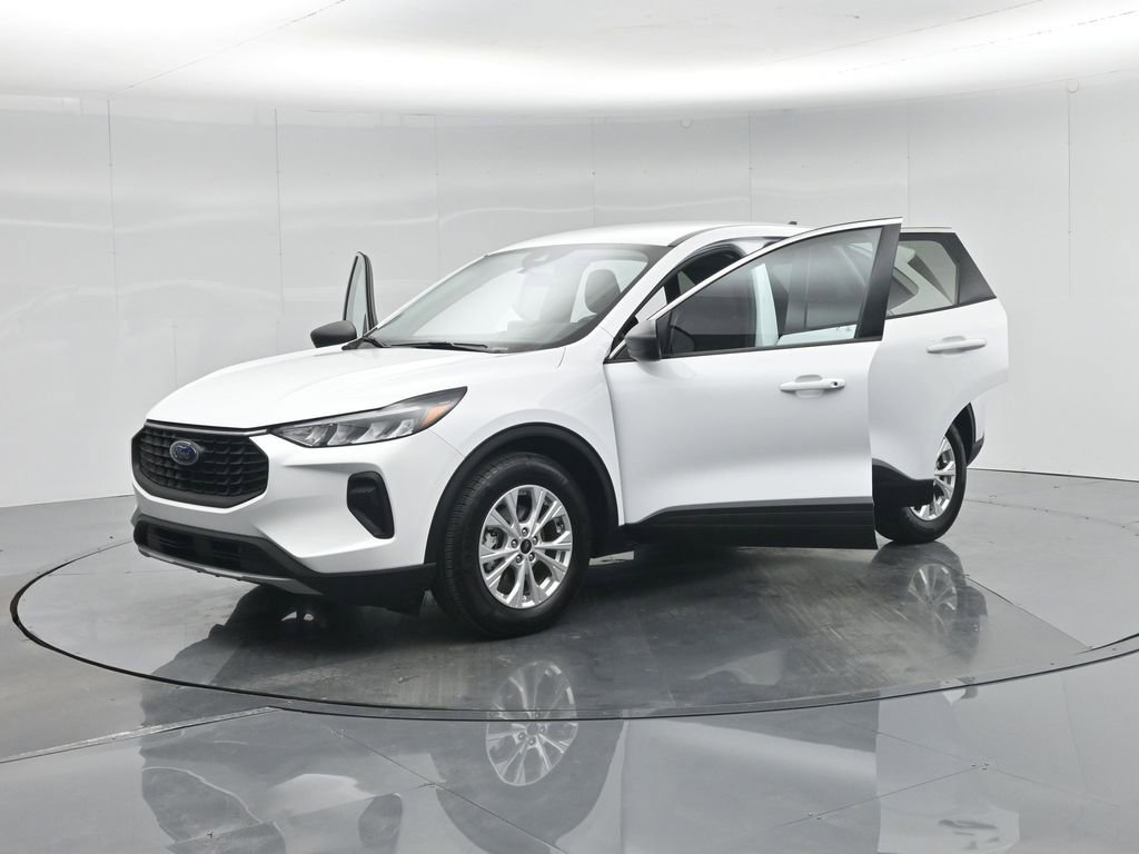 Used 2024 Ford Escape Active image 31