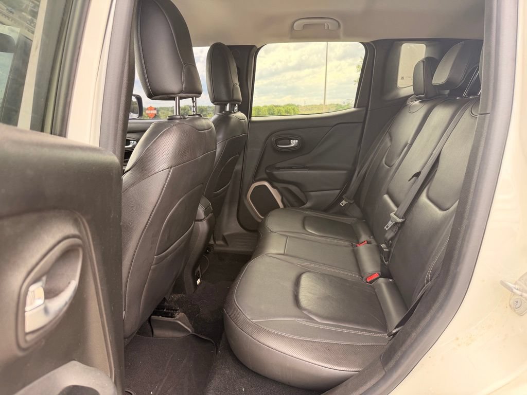 Used 2015 Jeep Renegade Limited w/ Safety & Security Group I FWD image 5