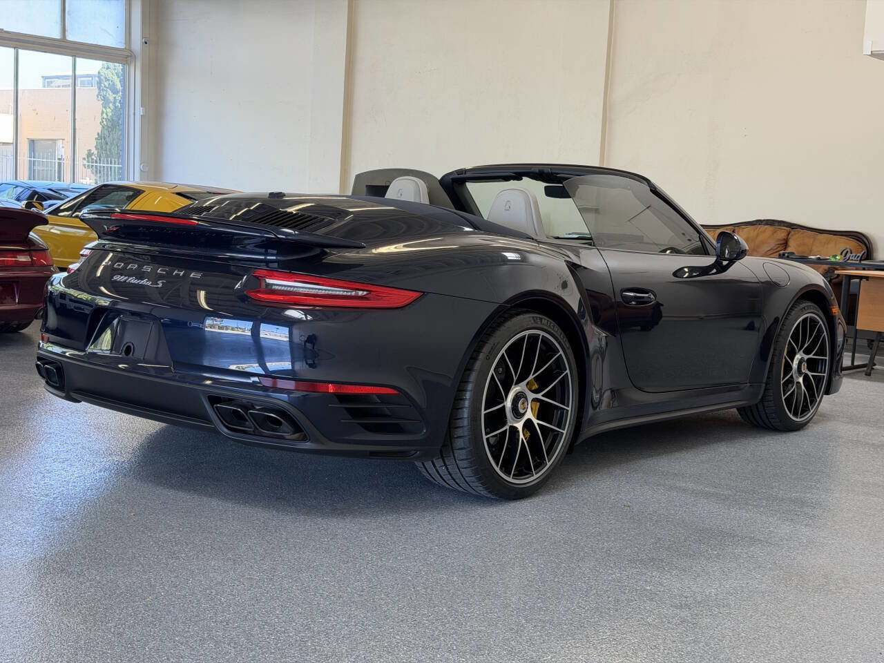 Used 2019 Porsche 911 Turbo S image 27