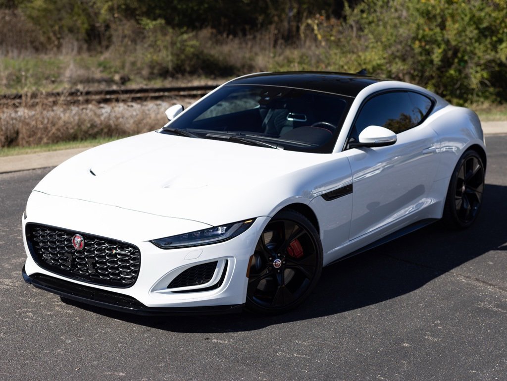 Used 2023 Jaguar F-TYPE R-Dynamic image 4