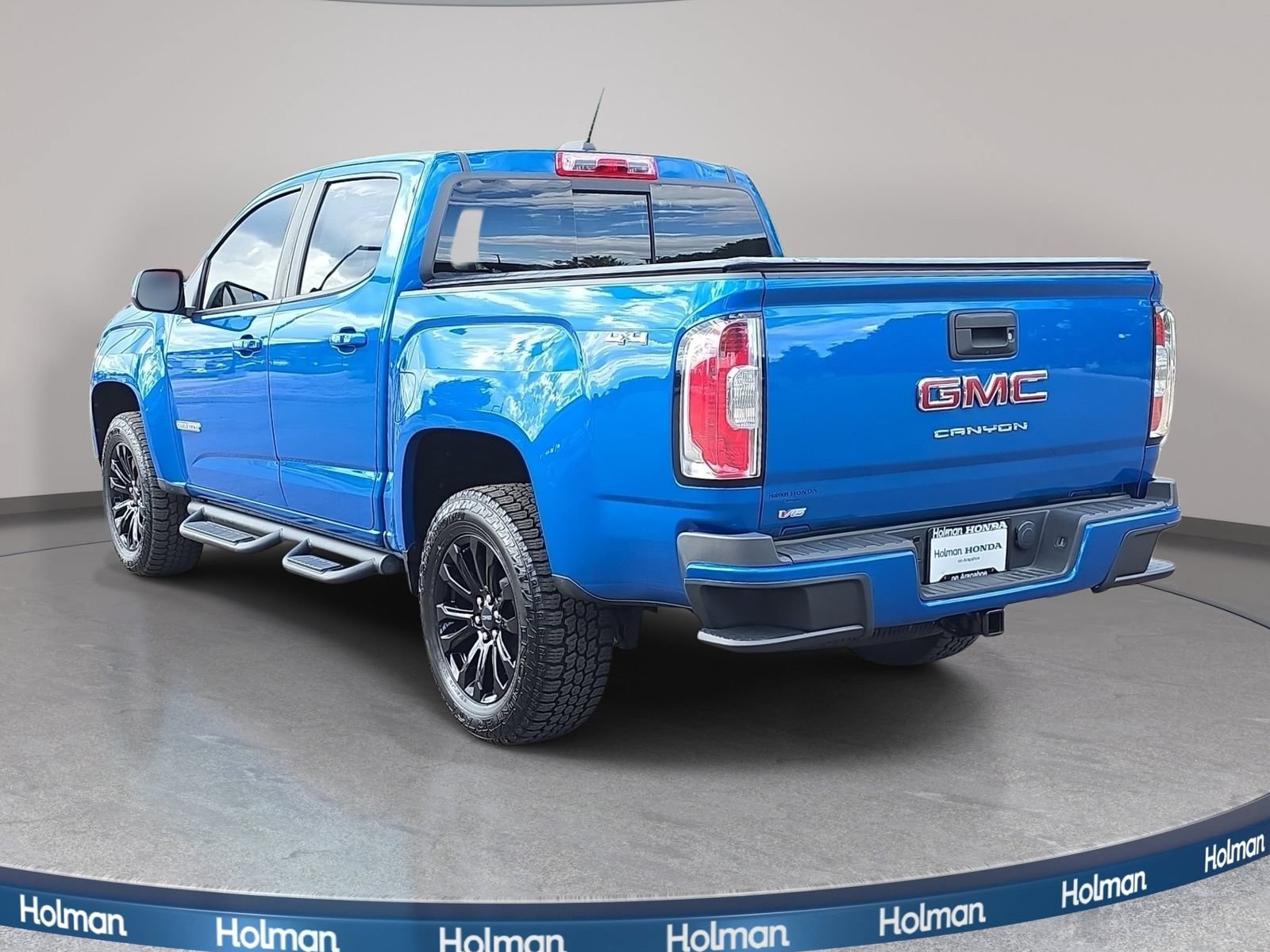 Used 2022 GMC Canyon Elevation w/ Elevation Premium Package AWD/4WD image 8