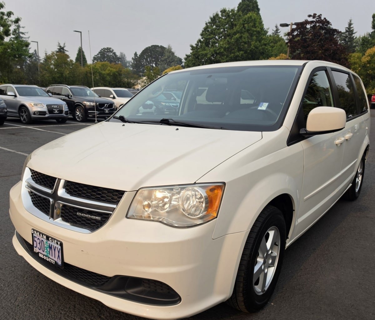 Used 2011 Dodge Grand Caravan Mainstreet w/ PWR Convenience Group FWD image 3