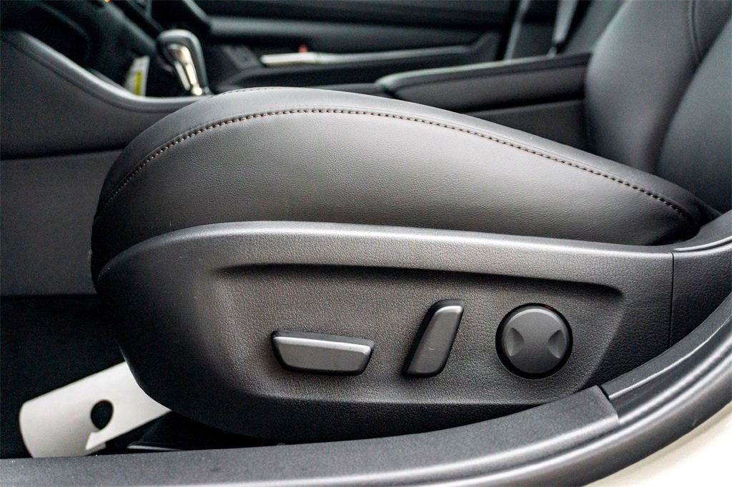 New 2026 MAZDA MAZDA3 2.5 S Sedan w/ Preferred Pkg image 8