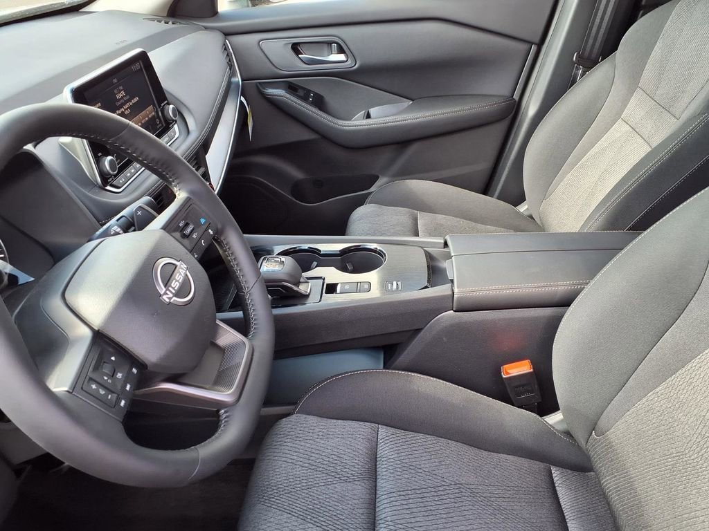 New 2026 Nissan Rogue SV w/ Cold Weather Package image 15