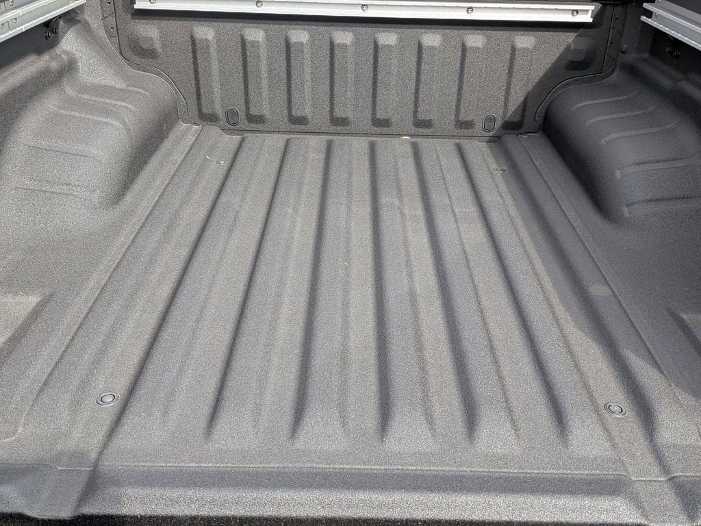 New 2026 Nissan Frontier SV image 23