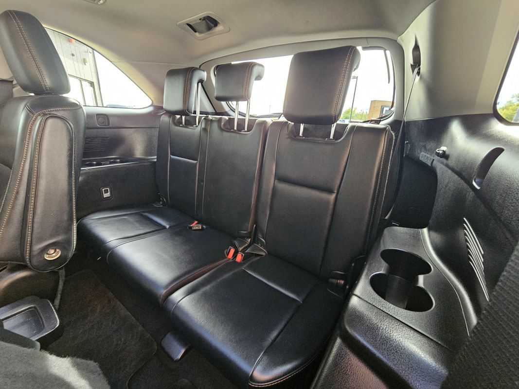 Used 2018 Toyota Highlander Limited Platinum w/ Carpet Mat Package (TMS) AWD/4WD image 21