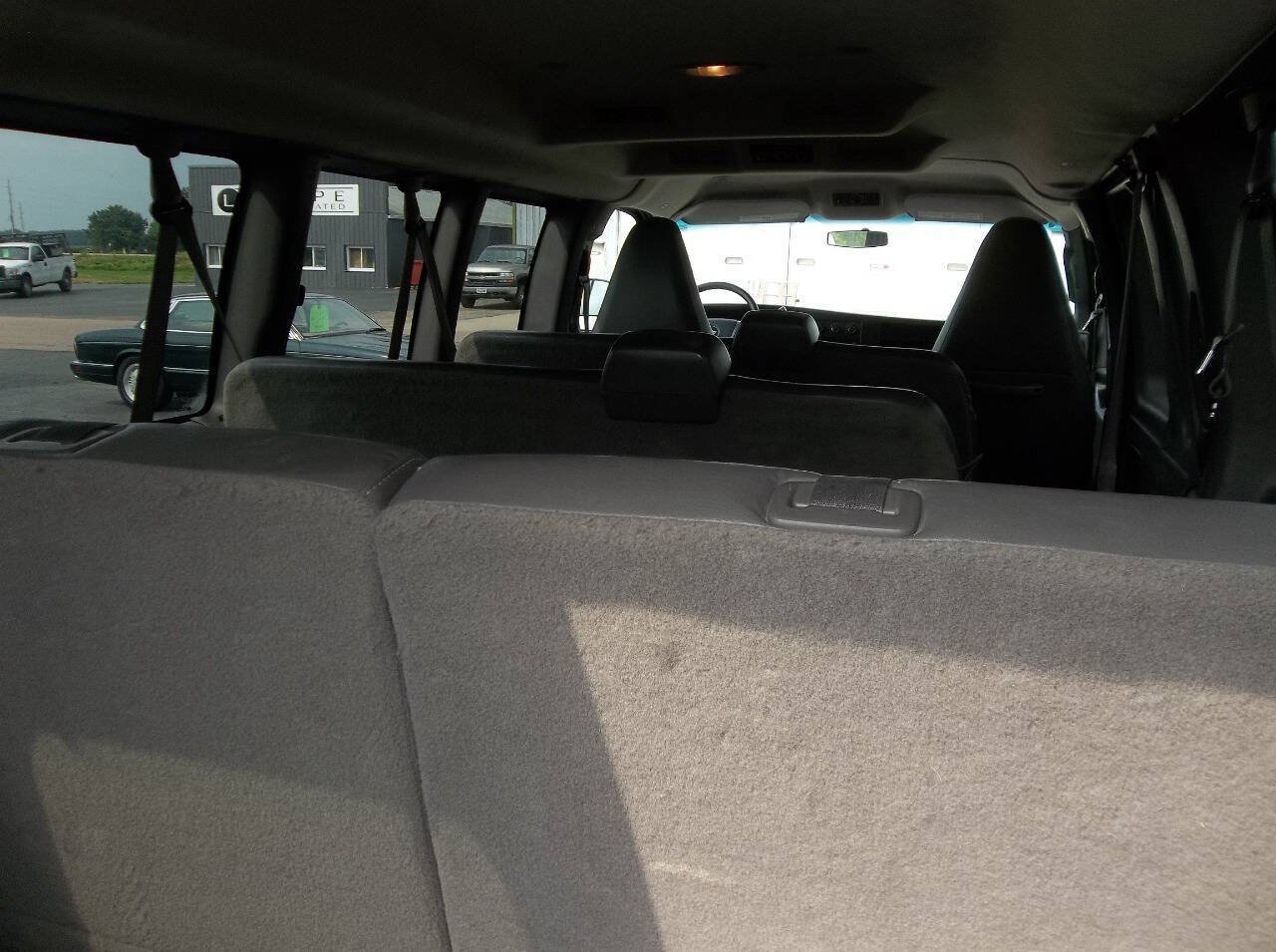 Used 2016 Chevrolet Express 3500 LS RWD image 12