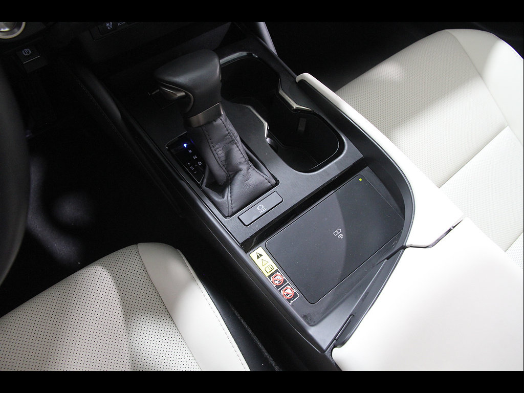Certified 2025 Lexus ES 350 w/ Premium Package FWD image 15