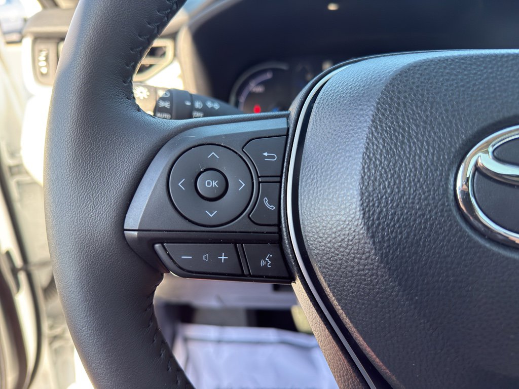 Used 2024 Toyota RAV4 XLE Premium image 21