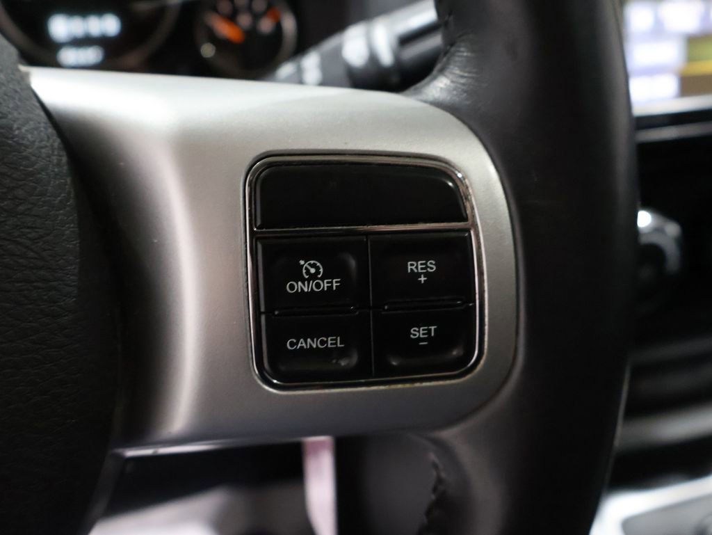 Used 2015 Jeep Compass High Altitude image 31