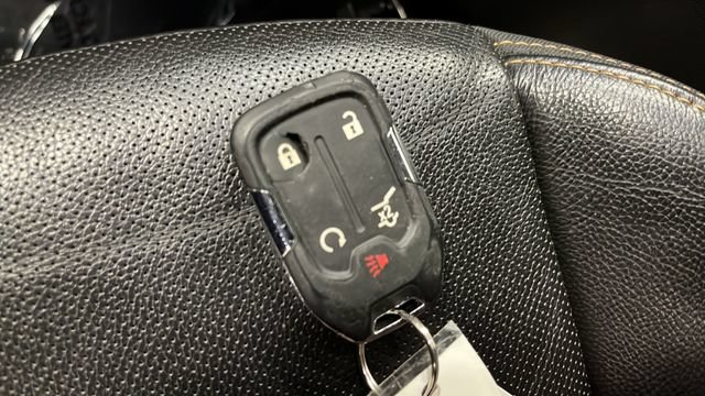Used 2021 GMC Terrain SLT w/ Infotainment Package II AWD/4WD image 41
