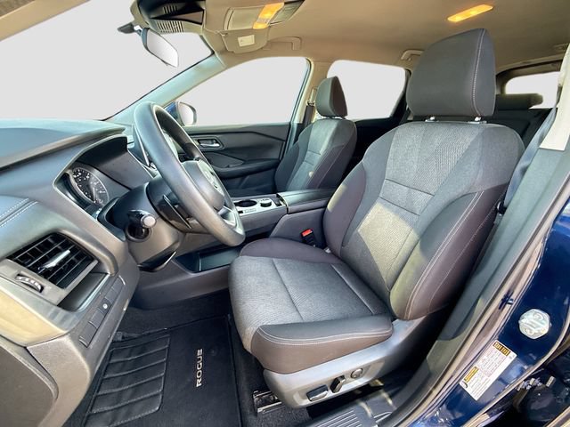 Used 2024 Nissan Rogue SV AWD/4WD image 19