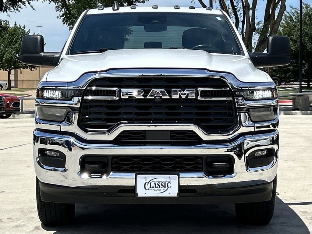 Used 2025 RAM 2500 Tradesman w/ Chrome Appearance Group AWD/4WD image 9